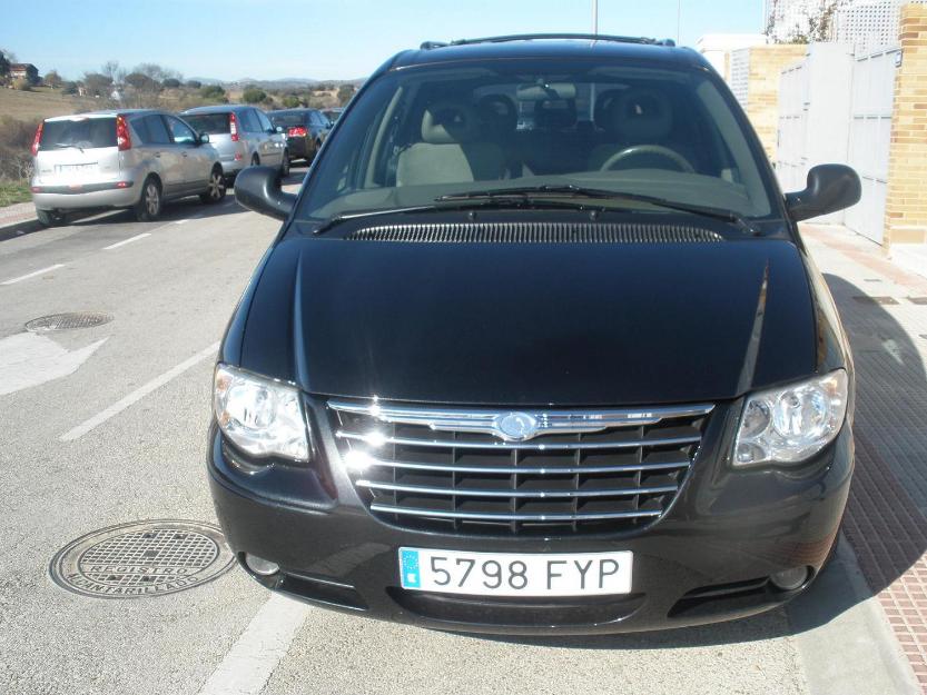 Chrysler voyager lx 2.8 crd auto