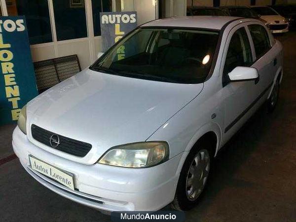 Opel Astra 1.6 16v. Edition