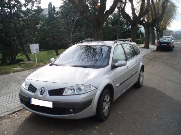 Renault Megane Familiar Grand Tour Dynamique 1.6 16V