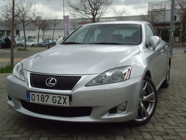 LEXUS IS 250 Sport