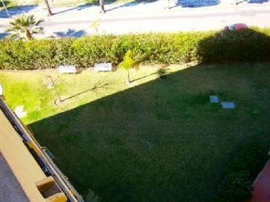 Apartamento con 2 dormitorios se vende en Marbella, Costa del Sol