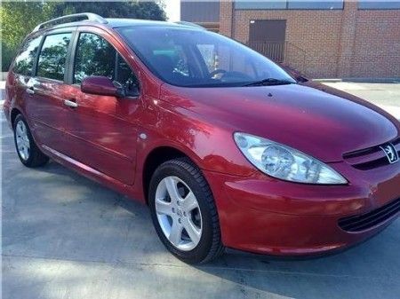 PEUGEOT 307 SW 2.0 HDI 5/7 PLAZAS TECHO PANORAMICO 5.400  - Girona