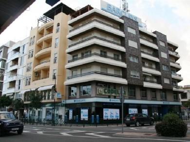 Apartamento con 3 dormitorios se vende en Estepona, Costa del Sol