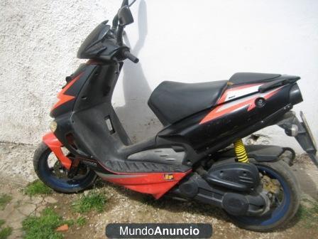 APRILIA SR 50