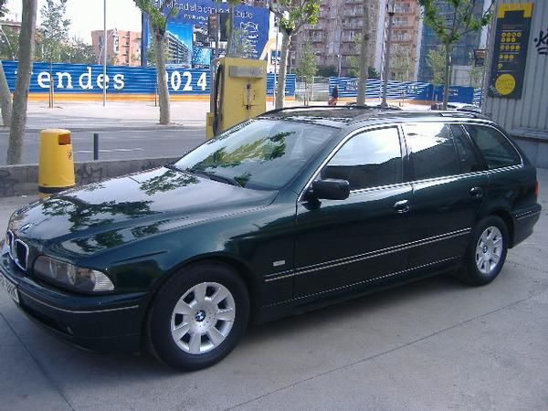bmw 525d año 2002 touring con GPS TV full equip impecable