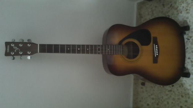 guitarra acustica yamaha  F310 TBS