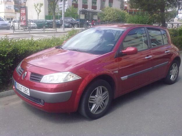 RENAULT - MEGANE 1. 9DCI 120CV GAMA ALTA