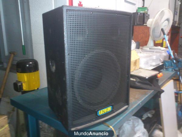 Se venden 4 altavoces marca Lazyson