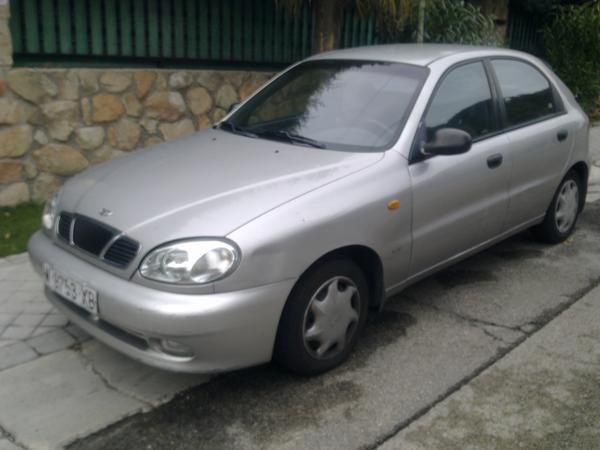 Vendo Daewwo Lanos 1.6 sx con avería en embrague