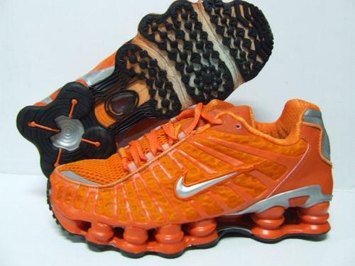 vendo nike tl 12 muelles naranja talla 44