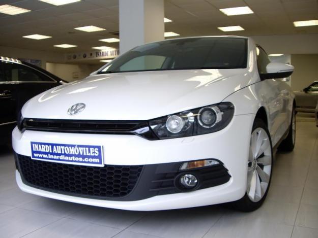 Volkswagen  Scirocco 1.4 TSI RCD 510, Parktronic, Bi-Xenón. Impecable!!