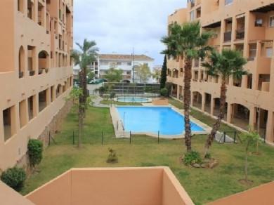 Apartamento con 2 dormitorios se vende en Fuengirola, Costa del Sol