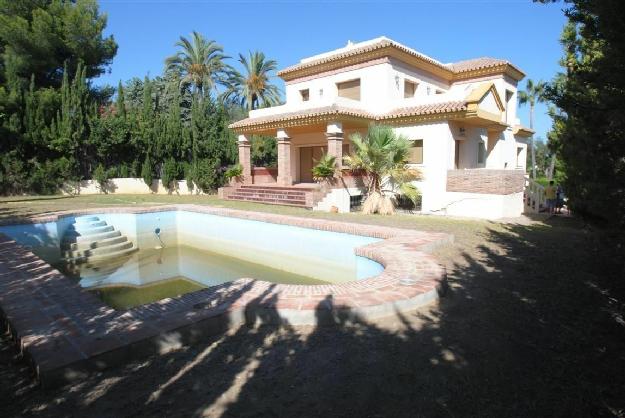 Chalet en venta en Atalaya-Isdabe, Málaga (Costa del Sol)