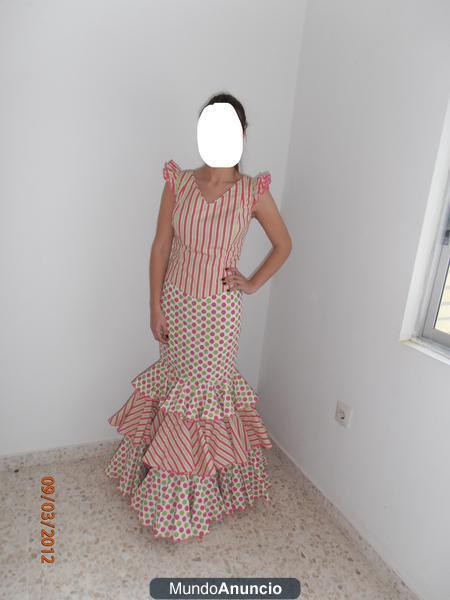 Vendo vestido de flamenca muy bonito