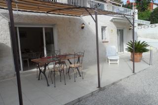 Apartamento en villa : 2/3 personas - piscina - le castellet  var  provenza-alpes-costa azul  francia