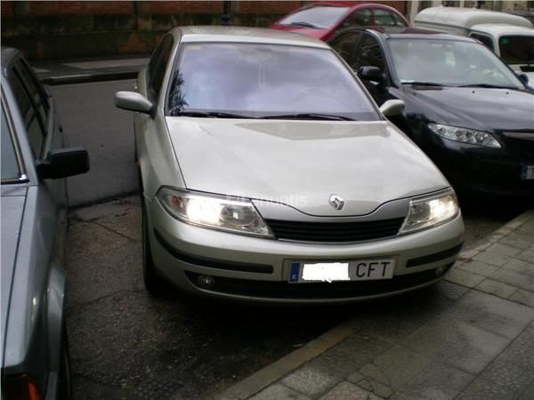 vendo RENAULT LAGUNA 2.2 dci 2003 150 c.v.