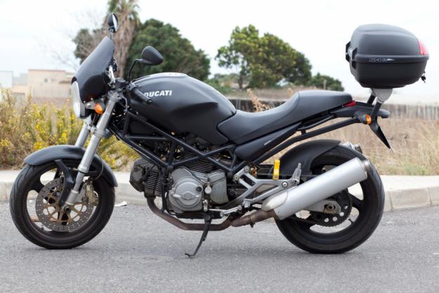 Vendo Ducati Monster 620 ie.