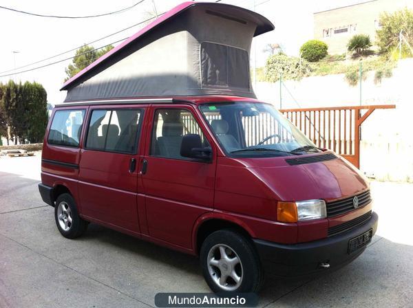 VOLKSWAGEN T4 MULTIVAN WESTAFLIA 2.4 DIESEL 78 CV DE COLOR ROJO