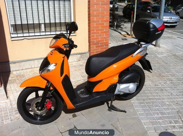 Vendo Honda SH 150i o cambio por naked 600cc más diferencia