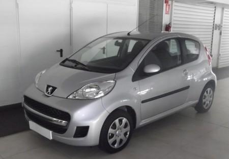 Peugeot 107 URBAN 10 68 CV en Barcelona