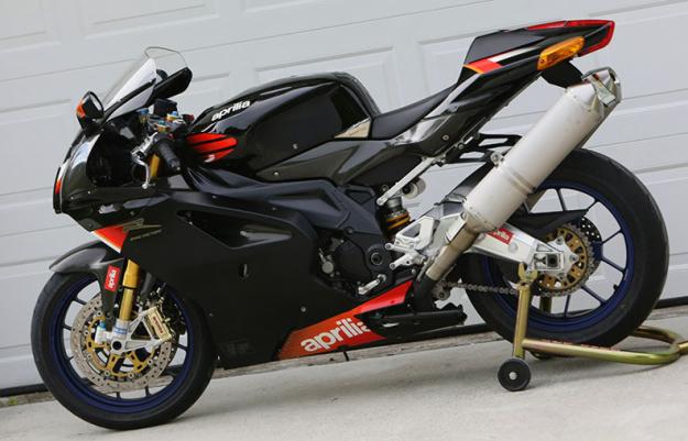 Aprilia RSV-R