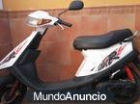 Se vende Yamha Jogr blanca, año 2000 - mejor precio | unprecio.es