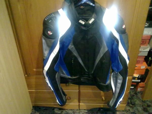 se vende chaqueta