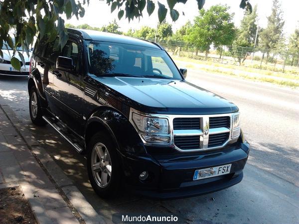 Se vende Dodge Nitro 2.8 CRD 4WD SXT Automatico