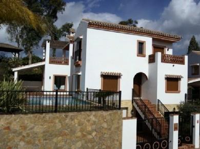 Chalet con 6 dormitorios se vende en Mijas Costa, Costa del Sol