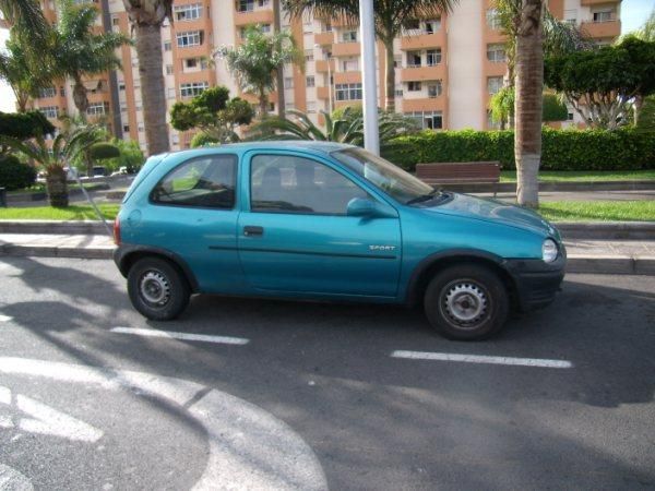 OPEL CORSA 1.4 SPORT