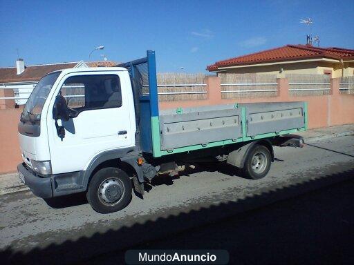 CAMIÓN NISSAN CABSTAR 110.35