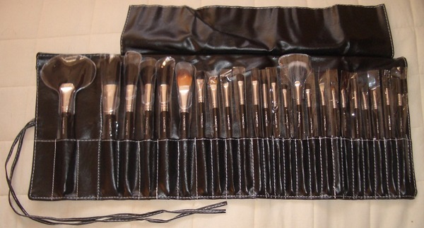 Manta enrollable de 24 brochas de maquillaje profesional MAC