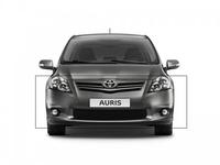 Paragolpes Toyota Auris,delantero.Año 2010 .rf 678/55