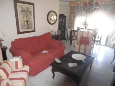 Apartamento con 3 dormitorios se vende en Estepona, Costa del Sol