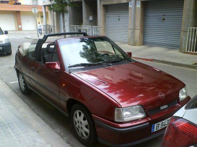 OPEL KADET DESCAPOTABLE - BARCELONA