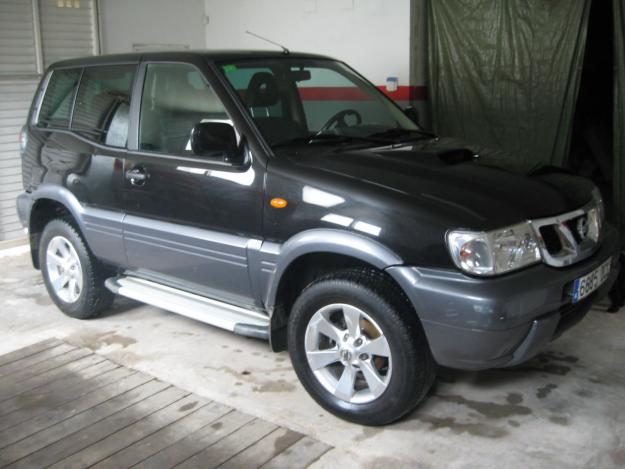 Vendo NISSAN TERRANO 3.0 DID SPORT 3 P – NEGRO METALIZADO