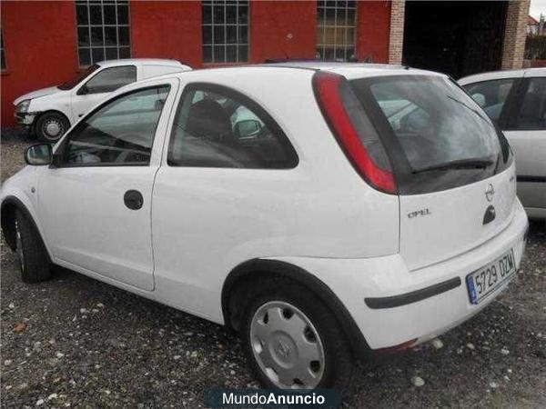 Opel Corsa Essentia 1.3 CDTI