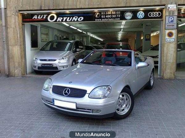 Mercedes-Benz SLK 200 **Nacional / Libro de Rev