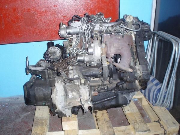 VENDO MOTOR  DE RENAULT MEGANE CON CAJA DE CAMBIOS