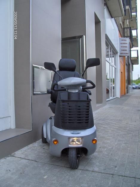 b1320 SCOOTER ELÉCTRICO DE LA MARCA ESPAÑOLA BH EN OFERTA-1990€