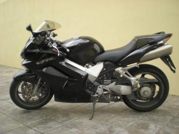 HONDA VFR 800