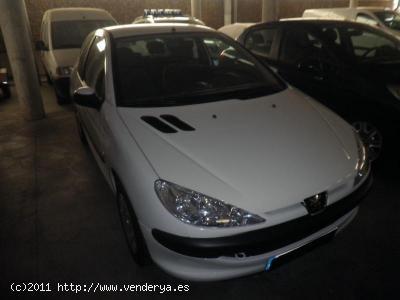 PEUGEOT 206 XLINE