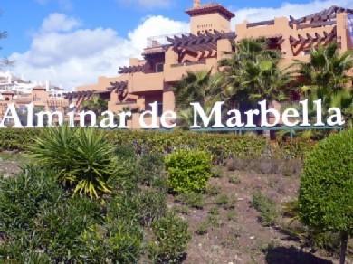 Apartamento con 2 dormitorios se vende en Marbella, Costa del Sol