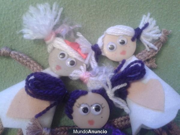 Muñecas Lauris, broches y complementos hechos a mano