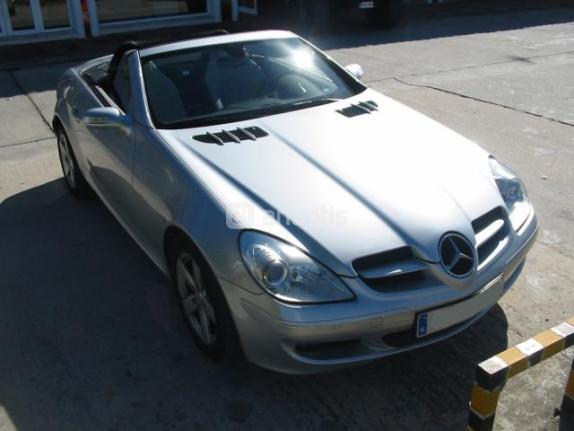 MERCEDES-BENZ Clase SLK 280, año 2006. 7  velocidades