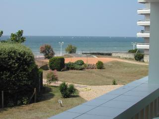 Apartamento en residencia : 2/2 personas - junto al mar - vistas a mar - royan  charente-maritime  poitou-charentes  fra