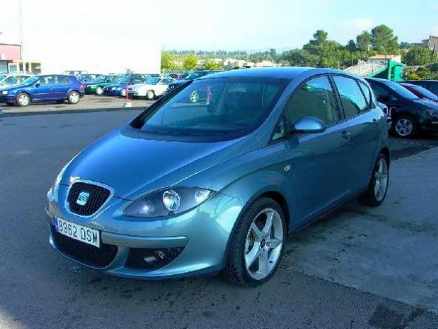 Comprar coche Seat ALTEA Stylance 2.0 Tdi 140cv, NAVI-GPS - Llantas BBS 18 '06 en Tortosa