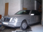 Vendo MERCEDES CLASE E 290D elegance con Proyecto de Arquitectura - mejor precio | unprecio.es