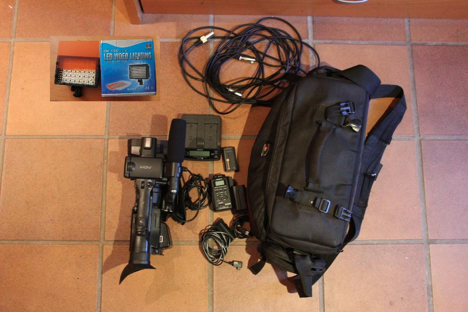 Sony HVR Z-7 + bolsa + antorcha