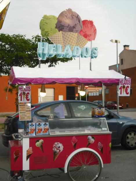 CARRITO DE HELADOS